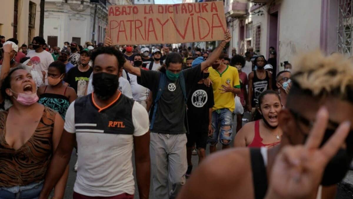 La dictadura de Díaz-Canel cometió 354 acciones represivas en mayo