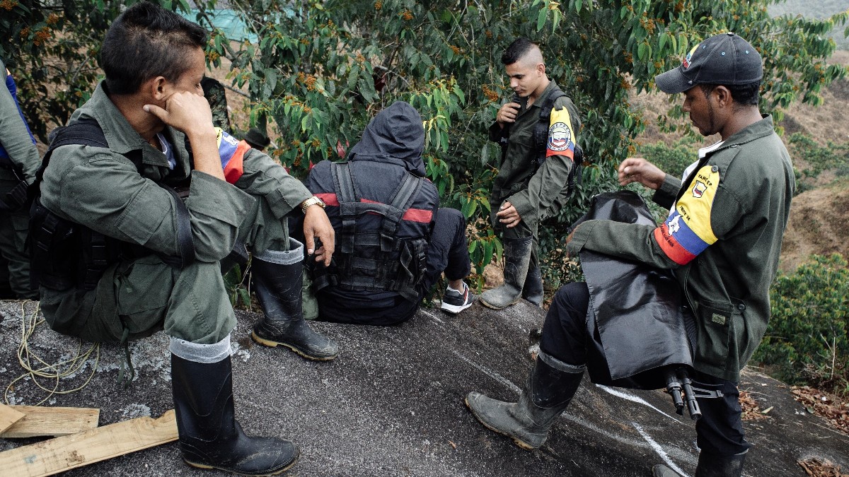 Al menos 10 muertos tras enfrentamientos entre el ELN y las FARC
