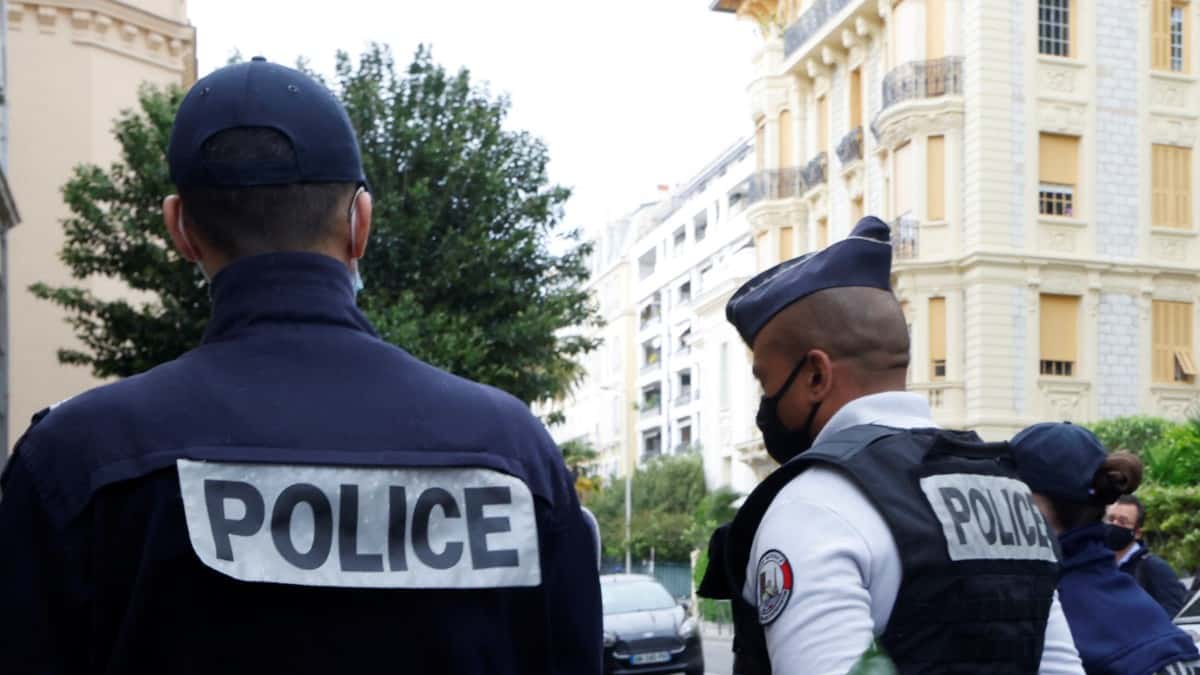 Un hombre acuchilla a seis personas en una estación de tren en París