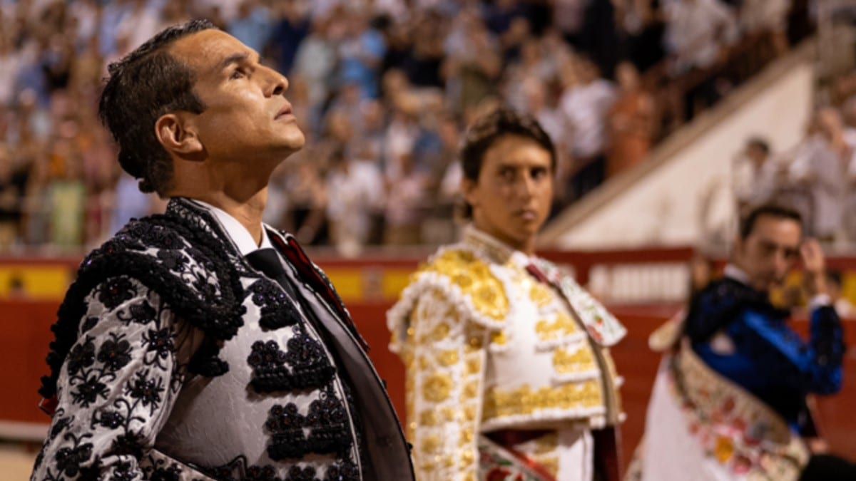 Los toros vuelven a Mallorca por la puerta grande, con triunfo de Juli y Fandi