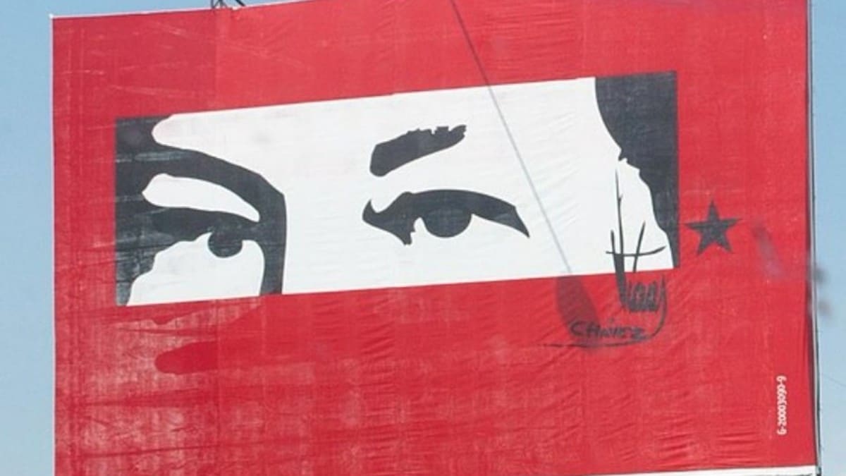 Maduro elimina la iconografía de Hugo Chávez de las calles de Venezuela