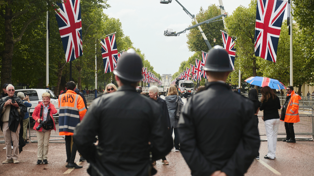 policías apuñalamiento Londres
