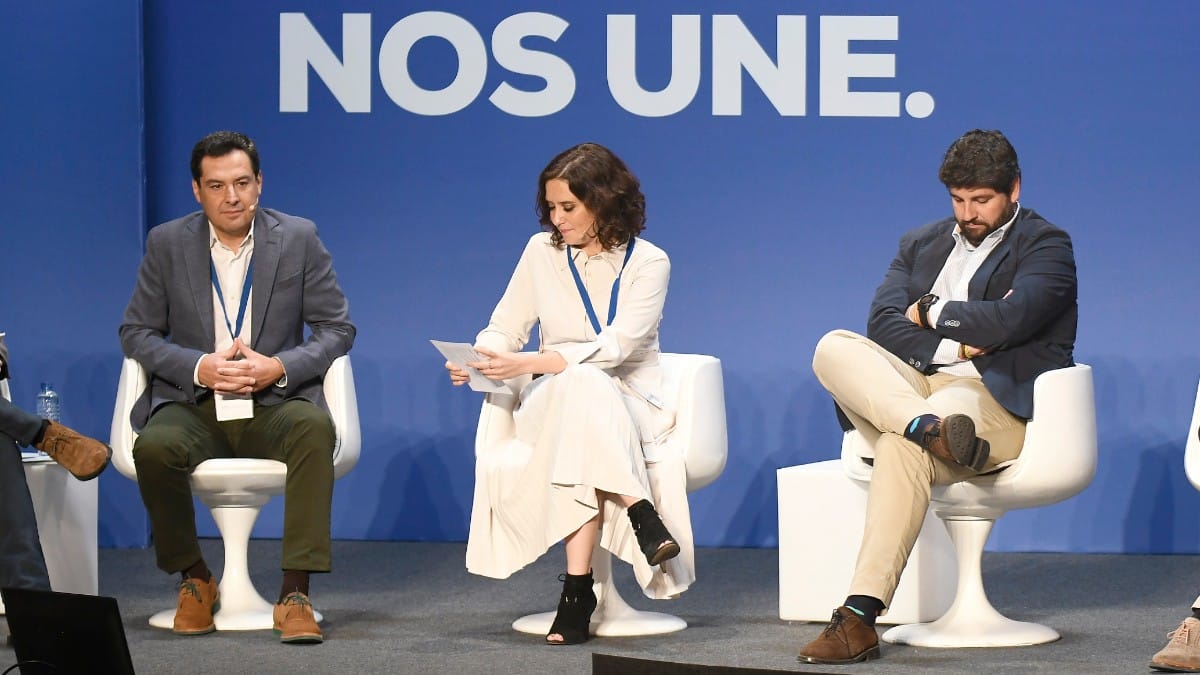 Juanma Moreno, Isabel Díaz Ayuso y Fernando López Miras. Europa Press