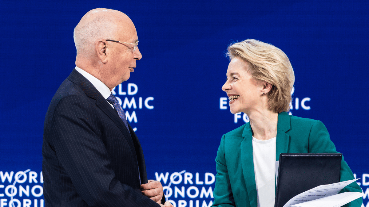 El fundador del Foro de Davos, sobre China: «Creo que es un modelo a seguir para muchos países»