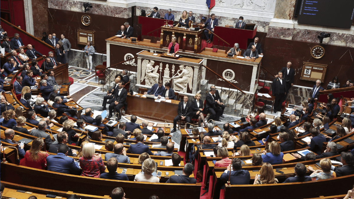 La Asamblea Nacional de Francia da ‘luz verde’ al aborto como derecho constitucional