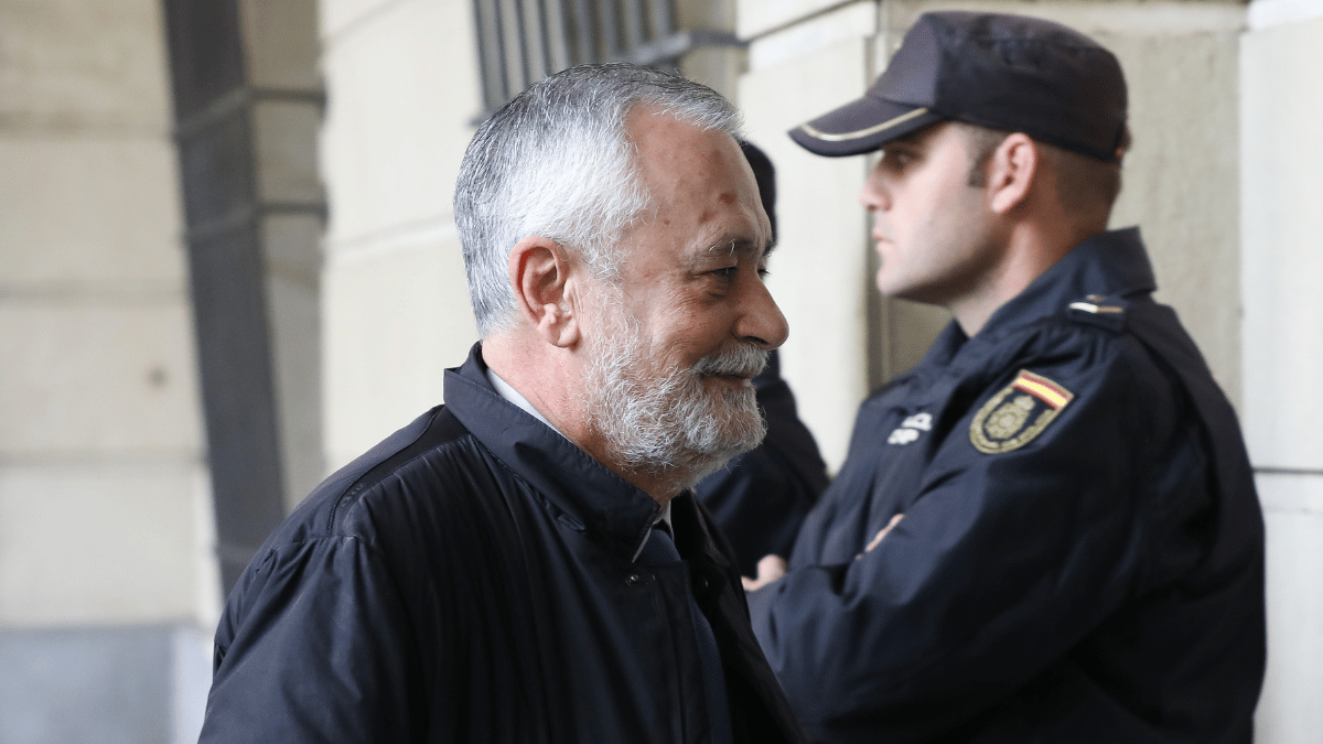 La Audiencia de Sevilla tramita el ingreso en prisión del socialista Griñán