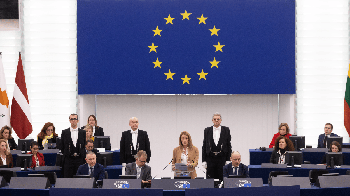 El Parlamento Europeo expone por primera vez un portal de Belén en su sede