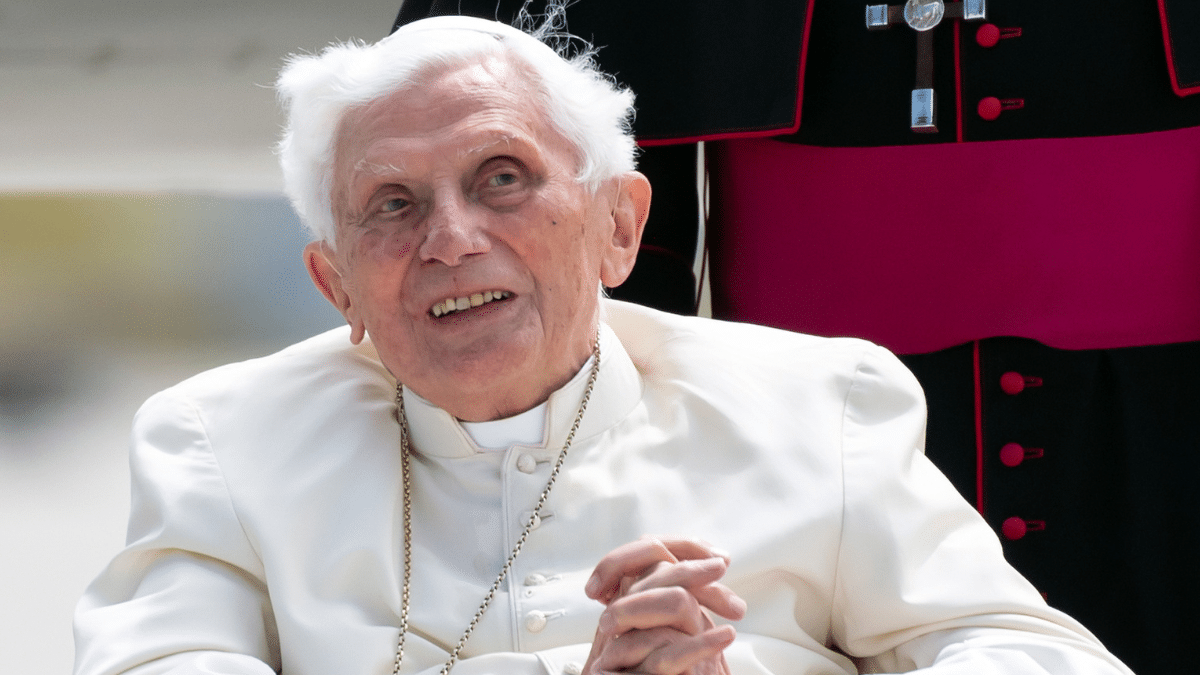 Benedicto XVI, un año en el cielo