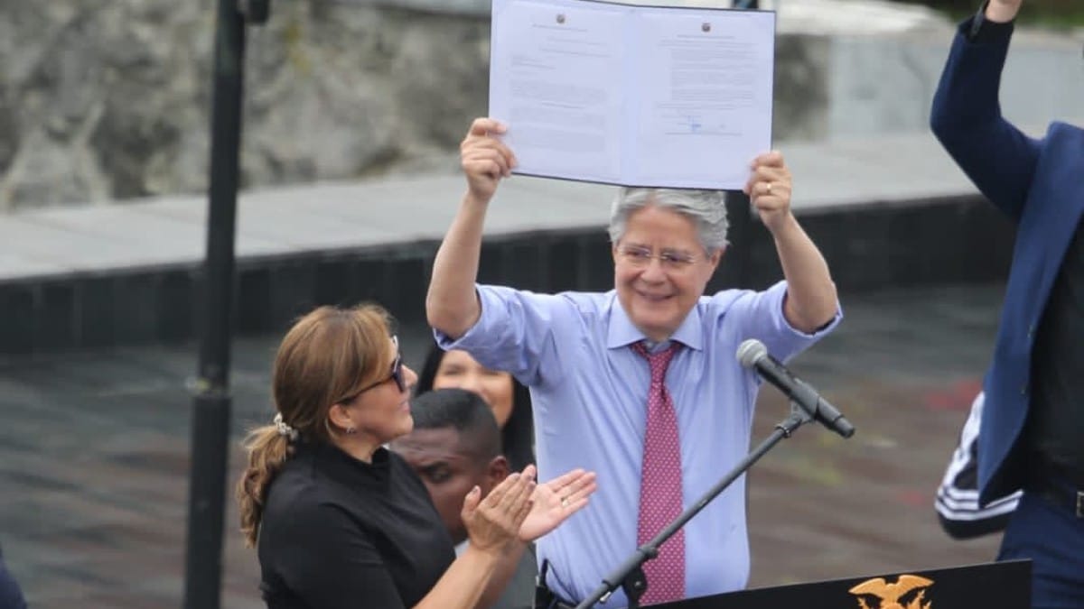 Lasso presenta una ley que permitirá a las Fuerzas Armadas reforzar la seguridad en Ecuador