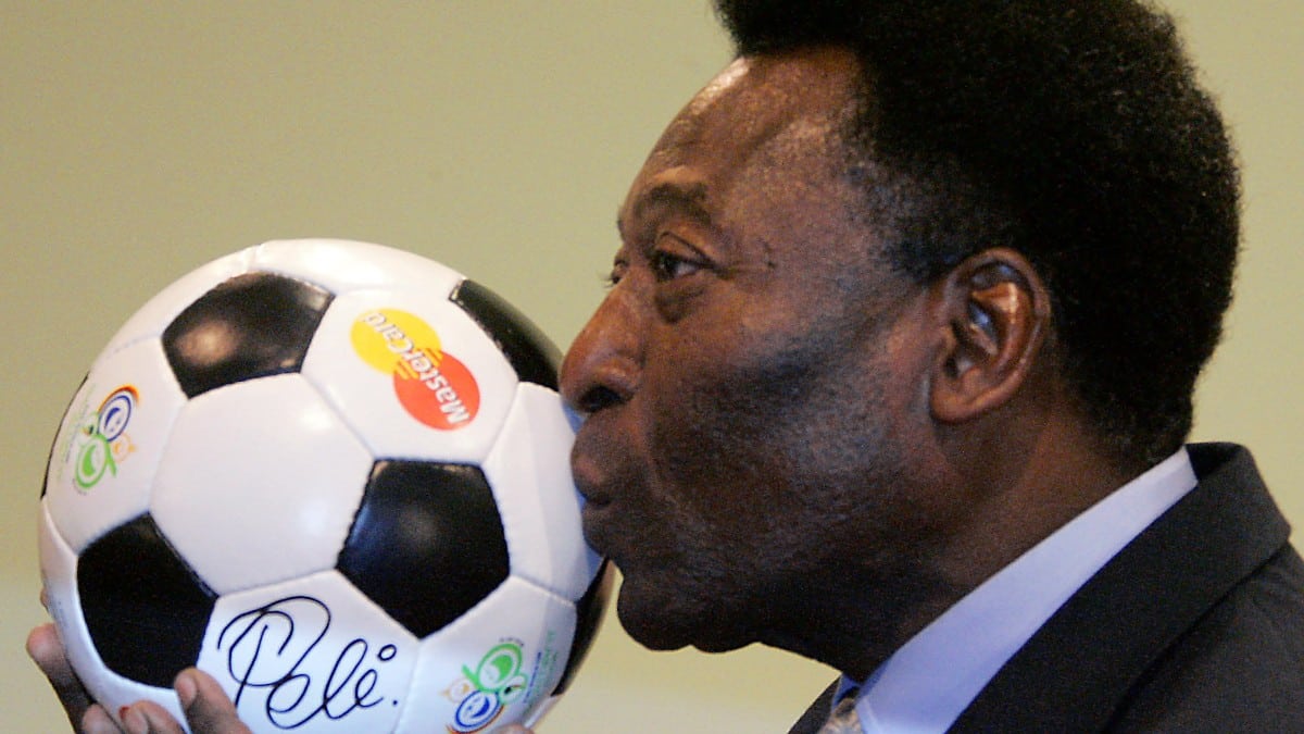 Fallece el futbolista brasileño ‘Pelé’, a los 82 años