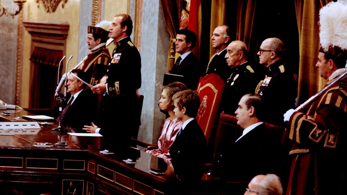 Firma de la Constitución Española en 1978. Congreso de los Diputados