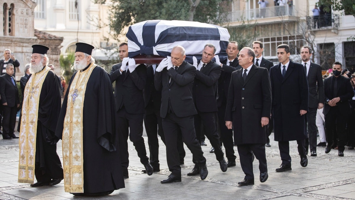 Un triste funeral para un Rey