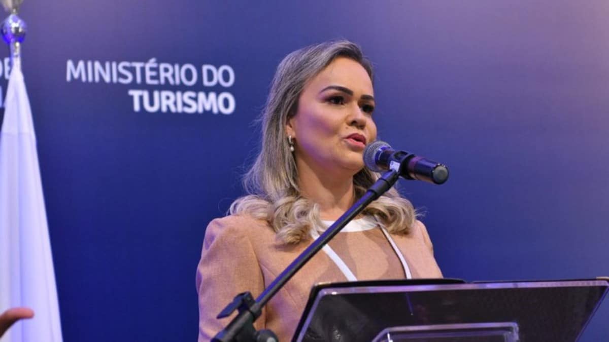 La ministra de Turismo de Lula, señalada por haber hecho campaña con un paramilitar en 2018