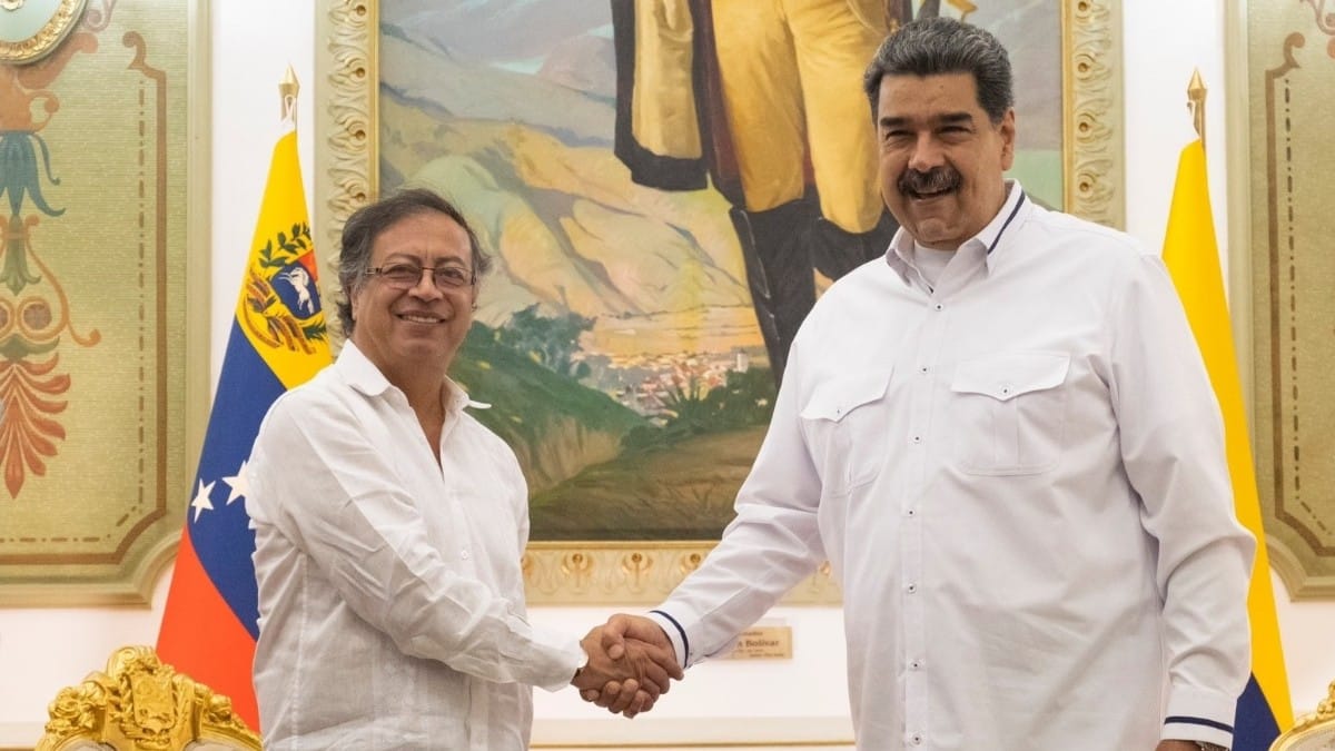 Maduro y Petro intensifican su «relación bilateral» con un encuentro en Caracas