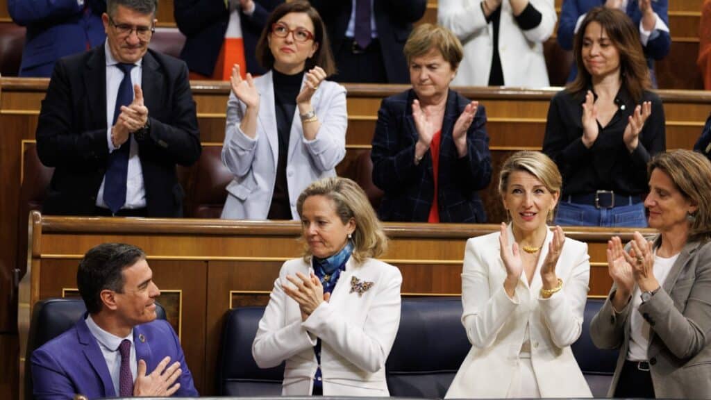 El presidente del Gobierno, Pedro Sánchez; la vicepresidenta primera y ministra de Asuntos Económicos y Transformación Digital, Nadia Calviño; la vicepresidenta segunda y ministra de Trabajo y Economía Social, Yolanda Díaz y la vicepresidenta tercera y ministra para la Transición Ecológica y Reto Demográfico, Teresa Ribera. Europa Press