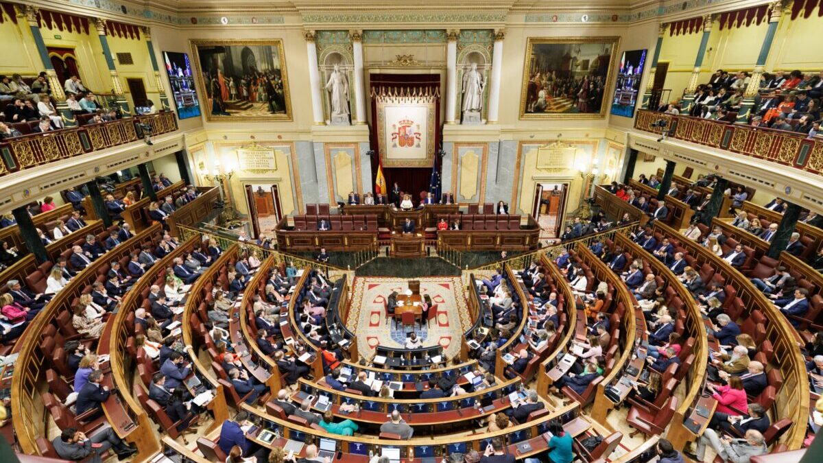 El PP deja a VOX fuera de la Mesa del Congreso: la tercera fuerza política no tendrá representación en el órgano de gobierno de la Cámara