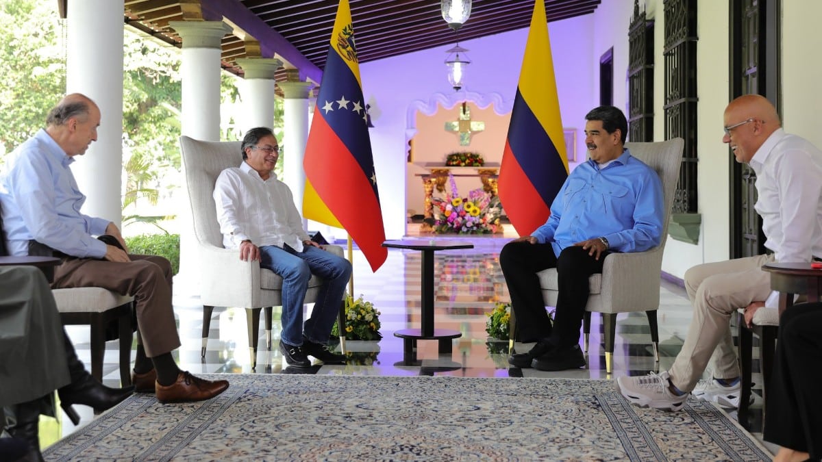 Petro y Maduro estrechan su relación y se reúnen por tercera vez en menos de seis meses