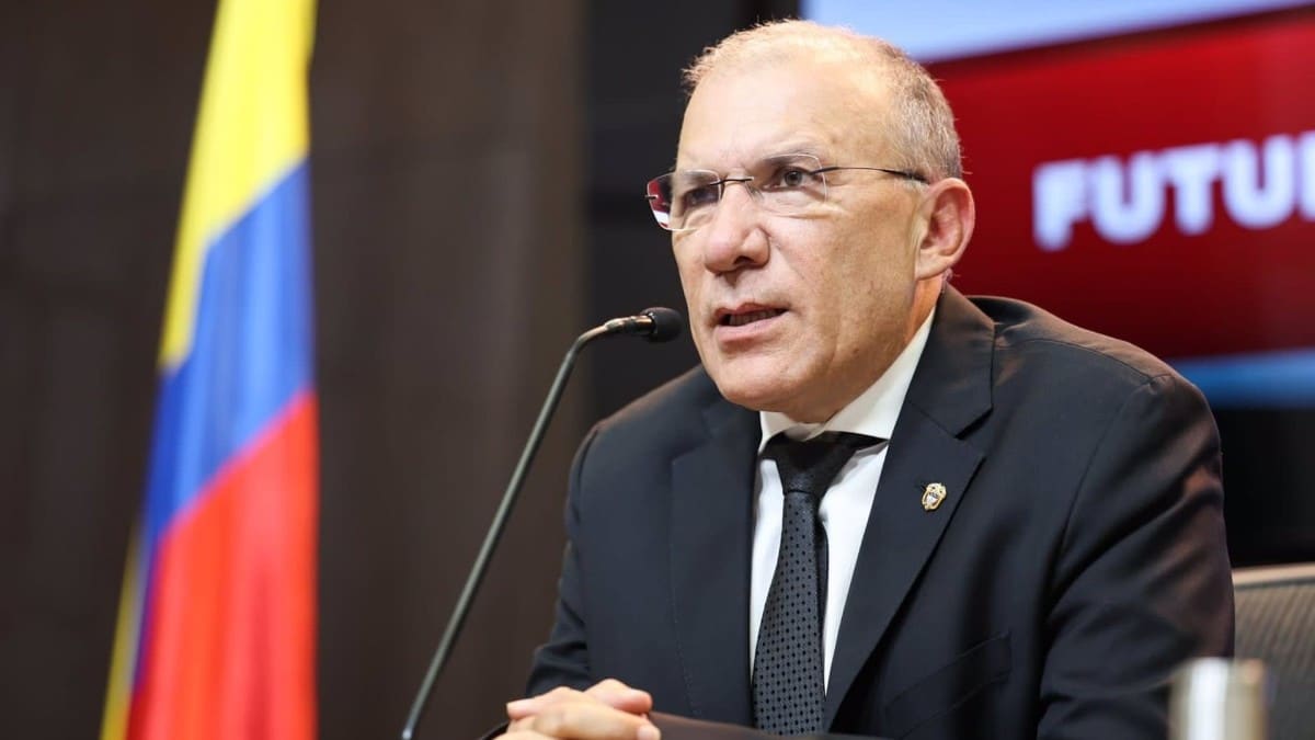El presidente del Congreso de Colombia pide a Petro suspender el diálogo con narcotraficantes