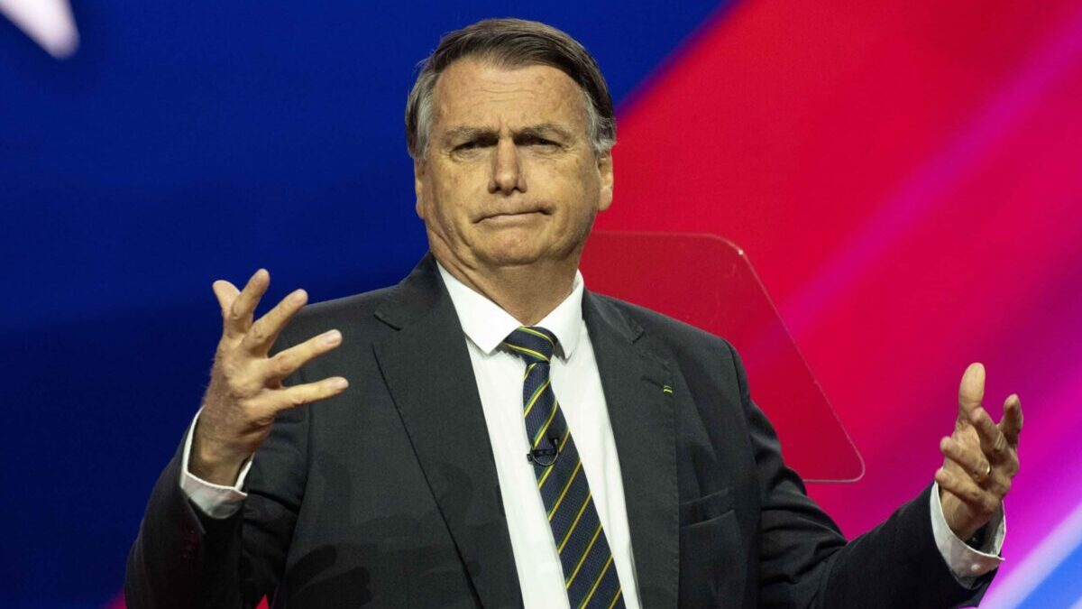 El juez De Moraes cita a Bolsonaro para declarar sobre el 8 de enero