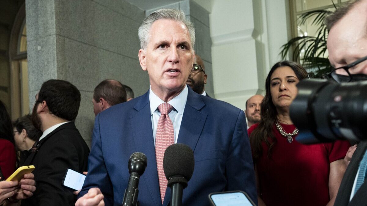 El republicano Kevin McCarthy es destituido de la presidencia de la Cámara de Representantes