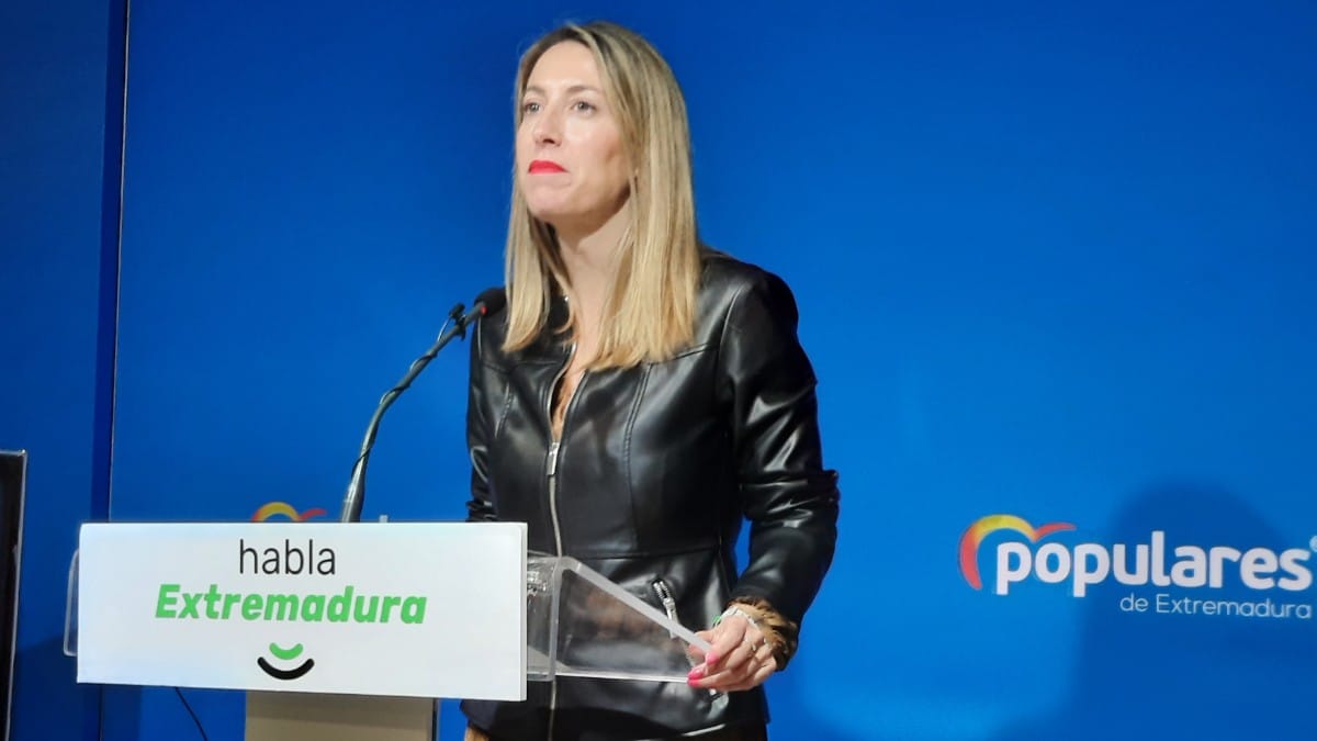 La candidata del PP en Extremadura acusa a VOX de «no respetar» a la región