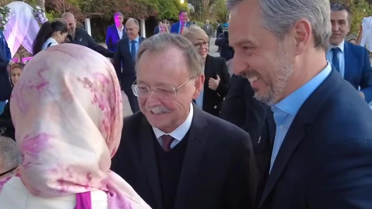 El presidente de Ceuta asiste a un ‘Iftar’ musulmán y reivindica la «sociedad multicultural»
