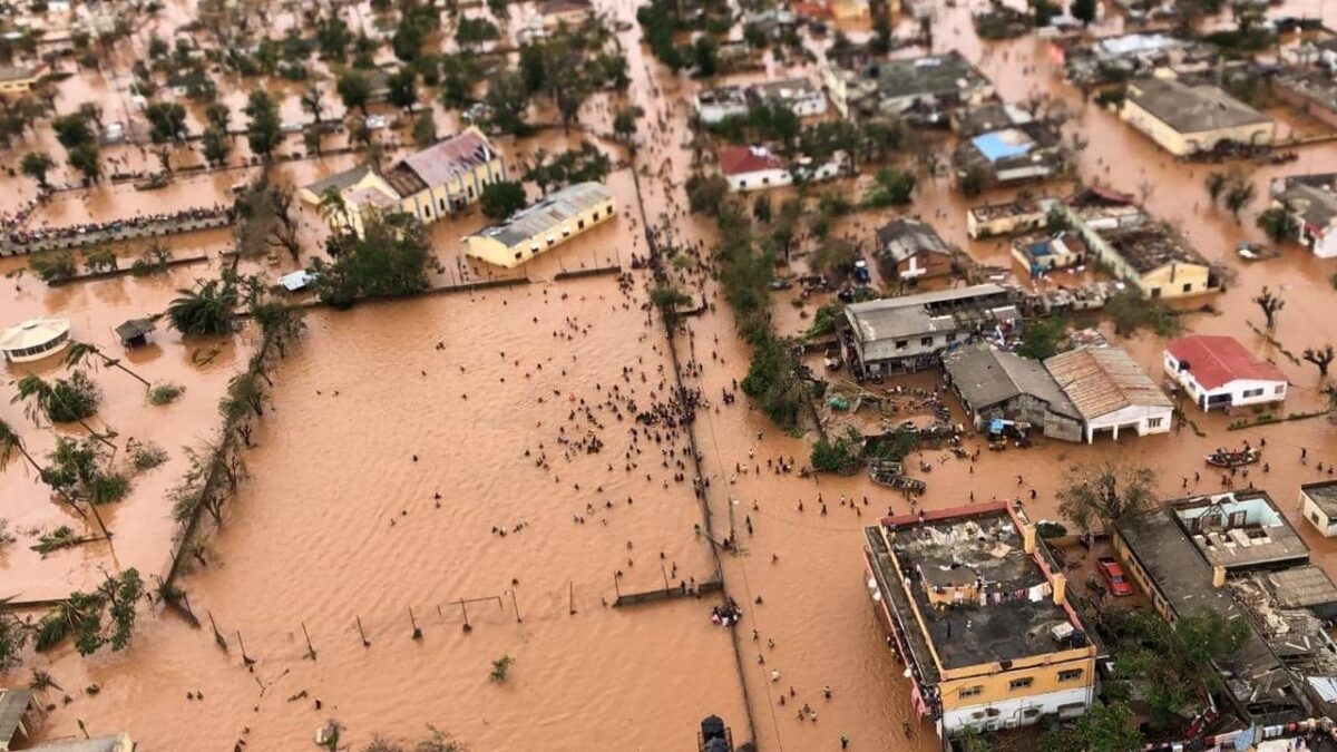 Las inundaciones en el centro de África dejan ya tres centenares de fallecidos