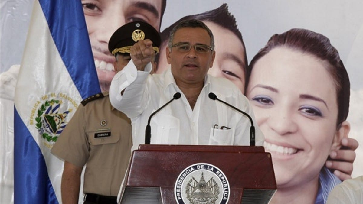 El expresidente salvadoreño Mauricio Funes es condenado a 14 años de cárcel