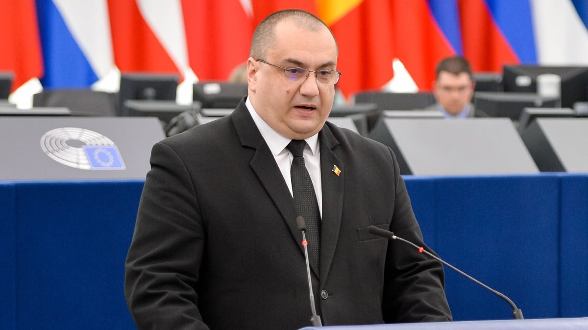 El eurodiputado rumano Cristian Terheș pide a sus compatriotas en España que voten a VOX el 28M
