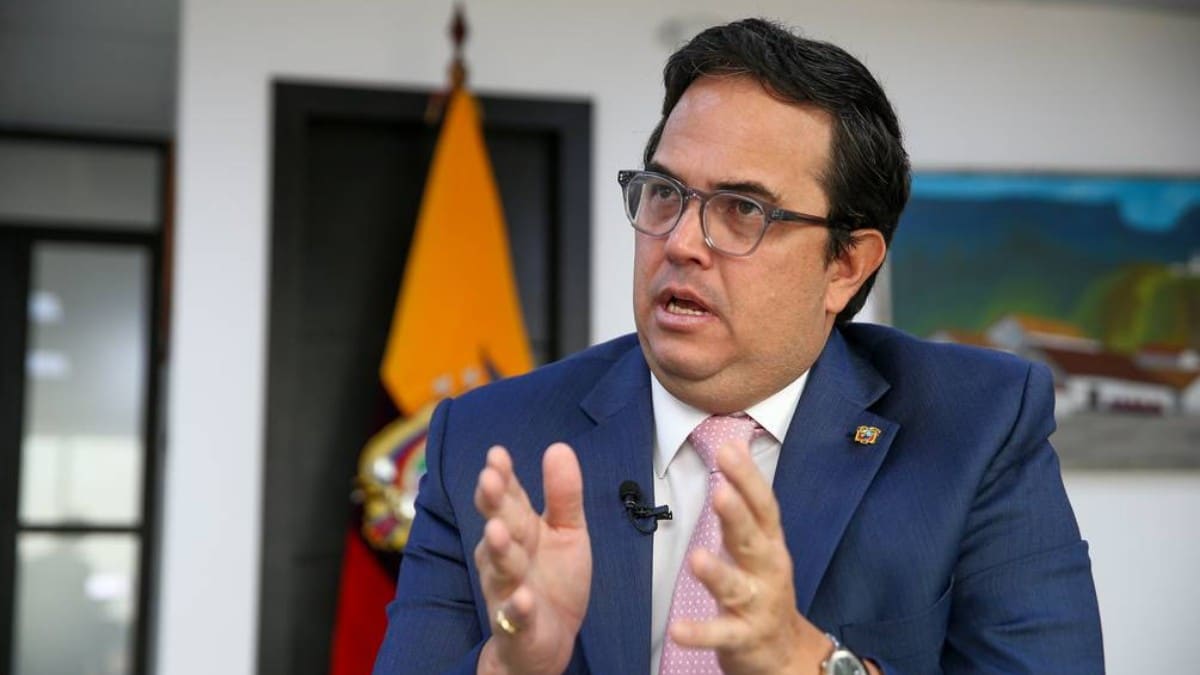 Detienen al exministro de Energía de Ecuador, involucrado en un escándalo de Petroecuador