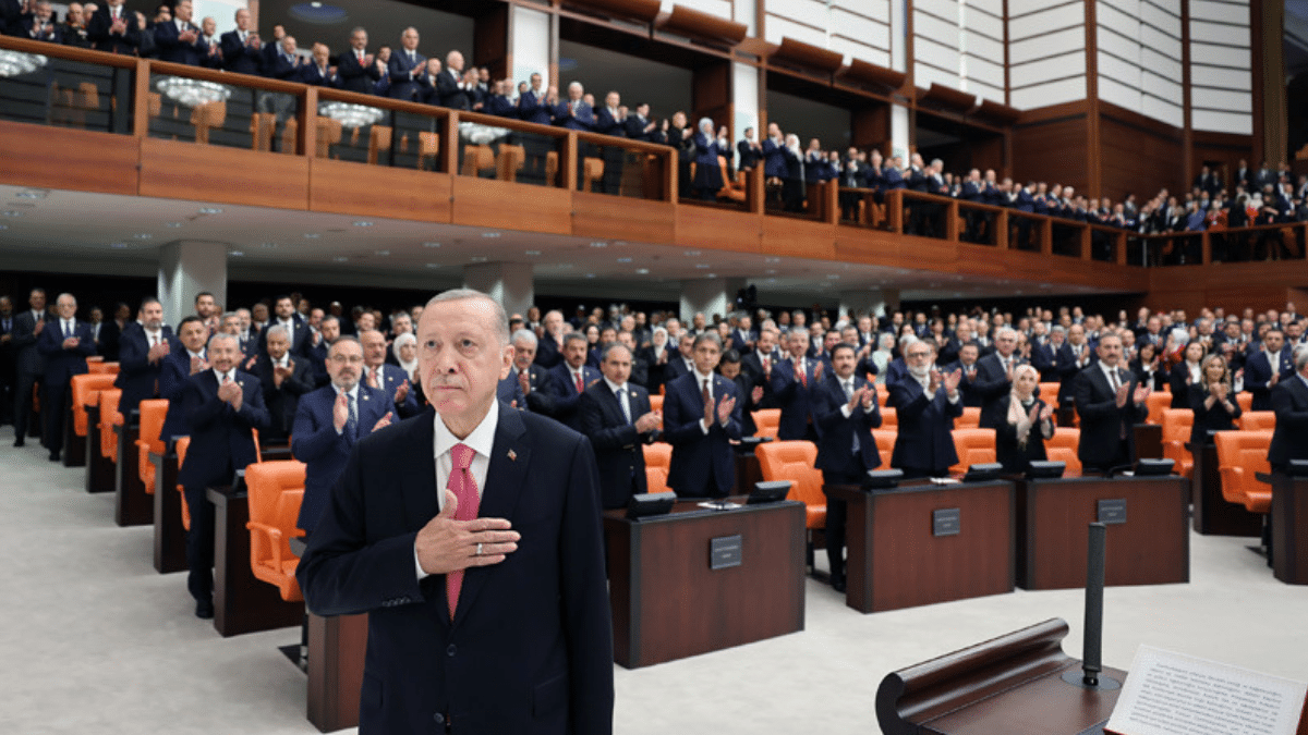 Erdogan anuncia su nuevo Gobierno tras inaugurar su tercer mandato