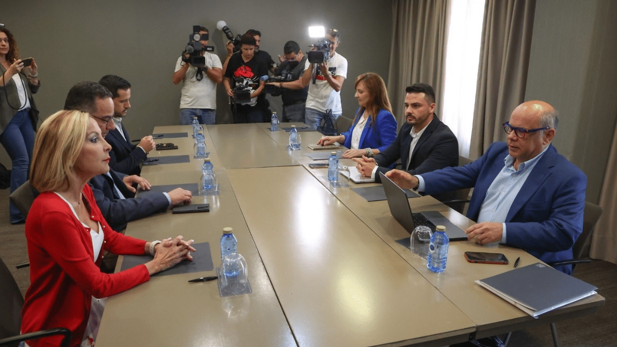 Coalición Canaria y el Partido Popular llegan a un pacto para gobernar Canarias