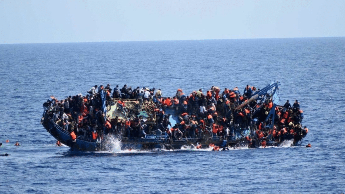 Los inmigrantes del barco naufragado frente a Grecia pagaron entre 4.000 y 6.000 euros a los traficantes por el viaje
