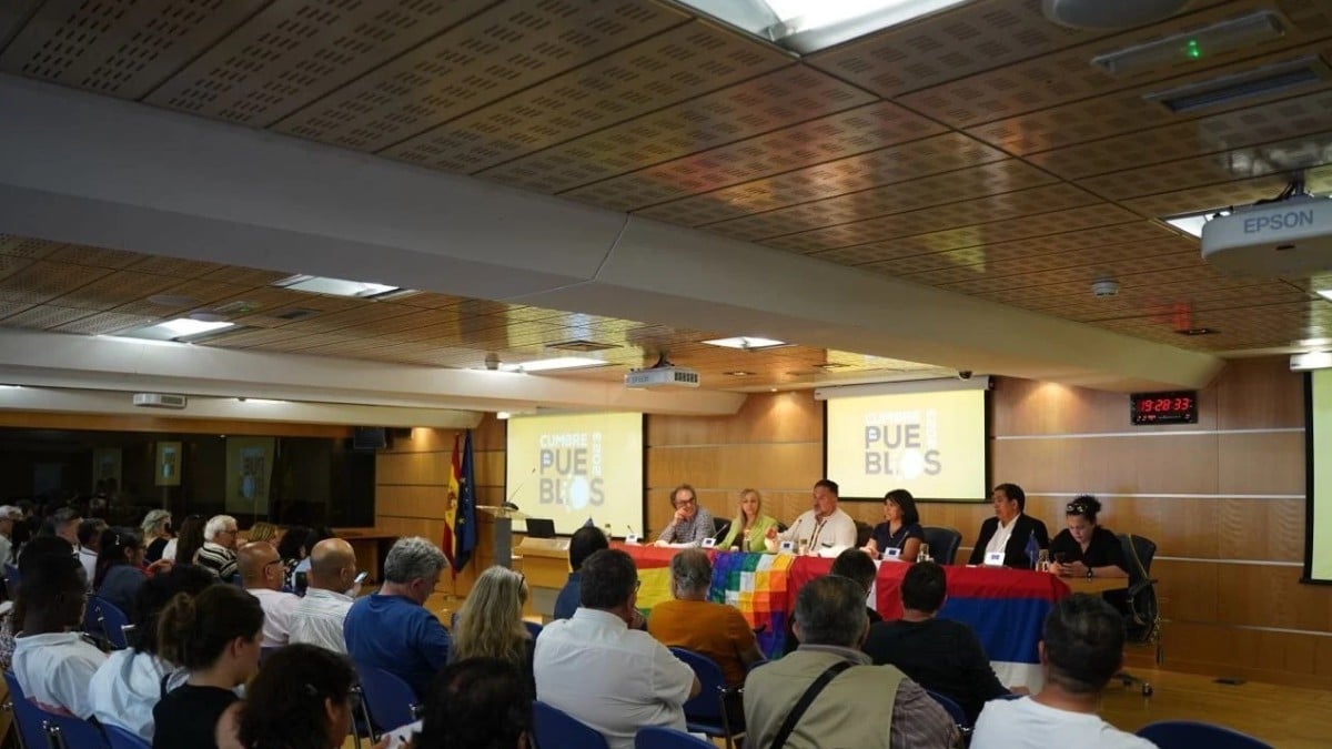 La izquierdista ‘Cumbre de los Pueblos’ arranca en Bruselas con la participación de Petro, Fernández y Arce