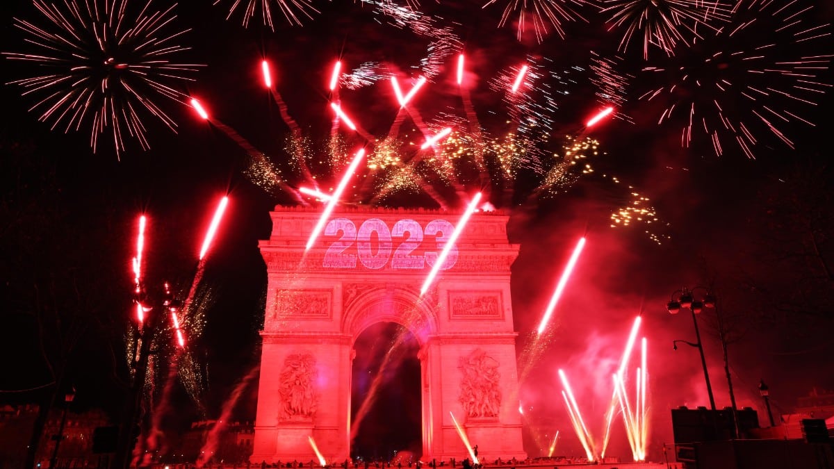 Fuegos artificiales durante la celebración de Año Nuevo en Francia. Europa Press