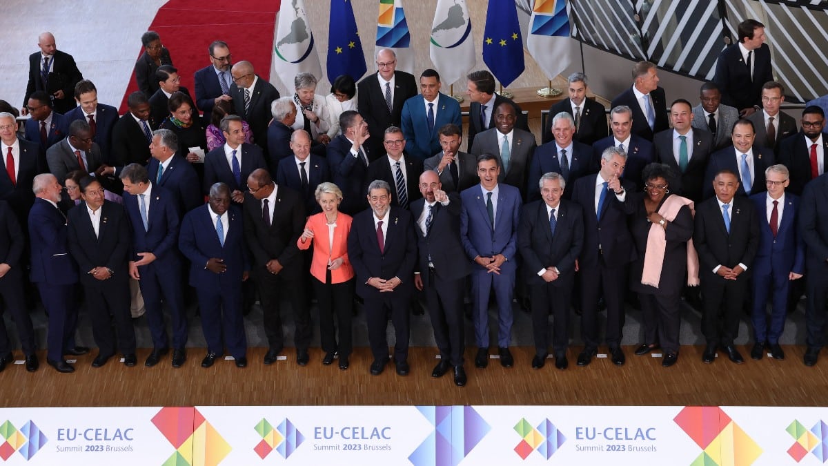 «Profunda preocupación» por Ucrania y fin del embargo a Cuba: las claves del documento final de la cumbre UE-CELAC