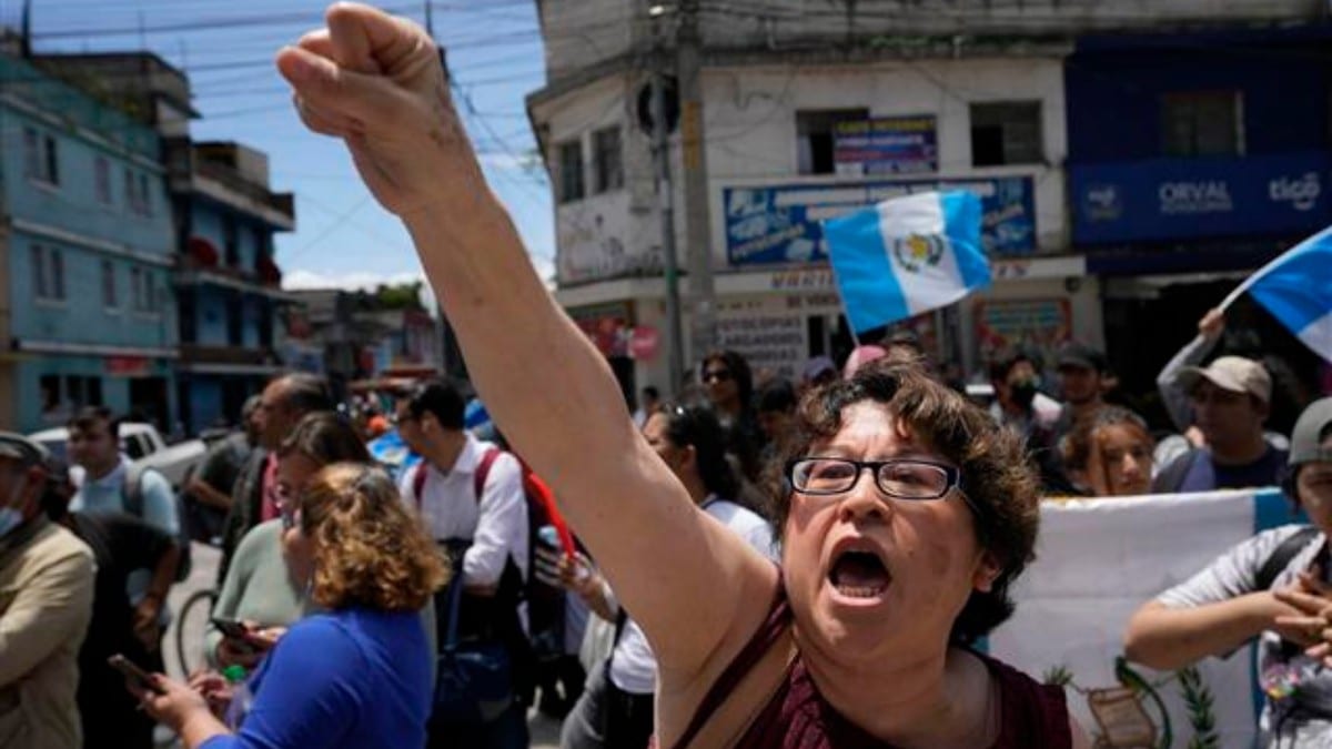 Guatemala manifestantes exigen transparencia en la segunda vuelta