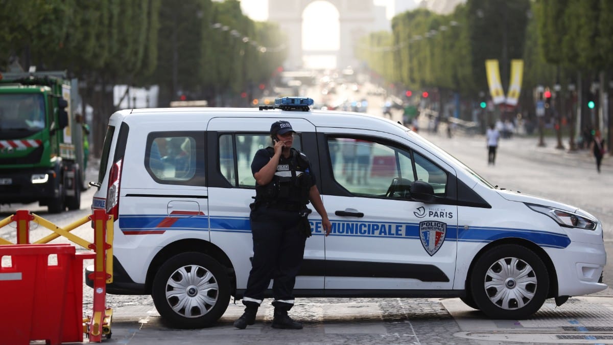 El sexto día de disturbios en Francia termina con al menos once detenidos en París