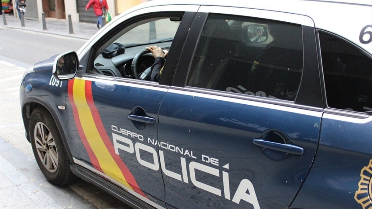 La Policía detiene en Palma a dos inmigrantes marroquíes tras agredir con una botella de cristal a un trabajador de un local