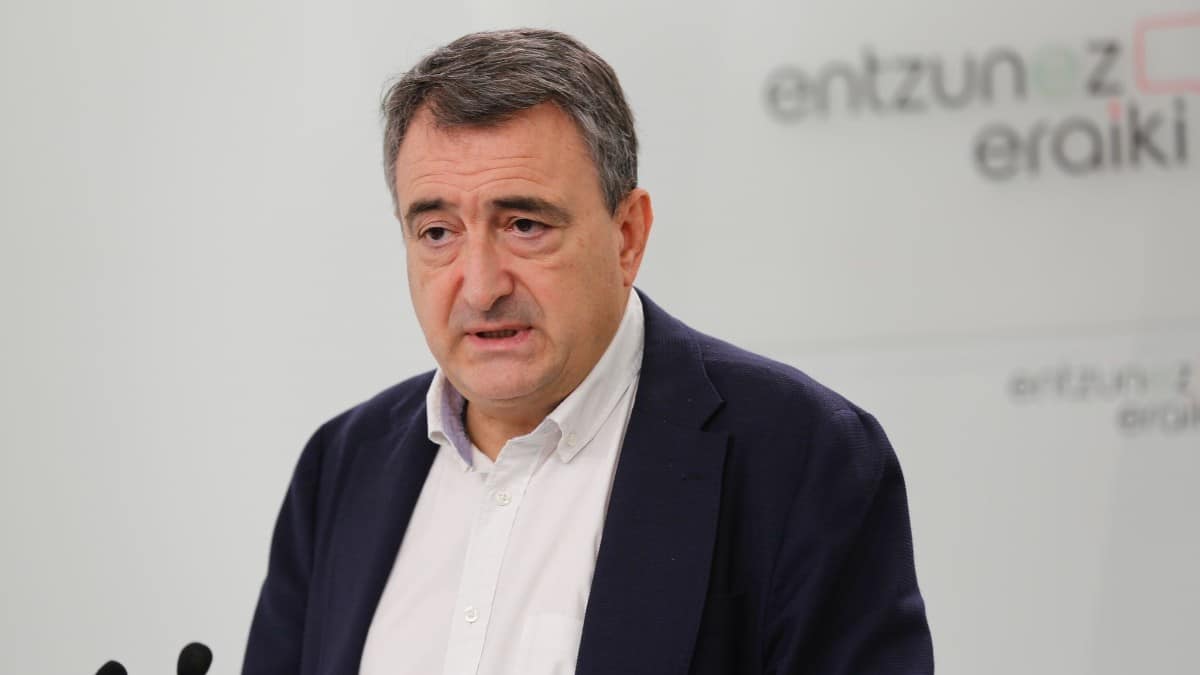 El PNV ya ha recibido la primera llamada del PSOE para hablar de la investidura de Sánchez