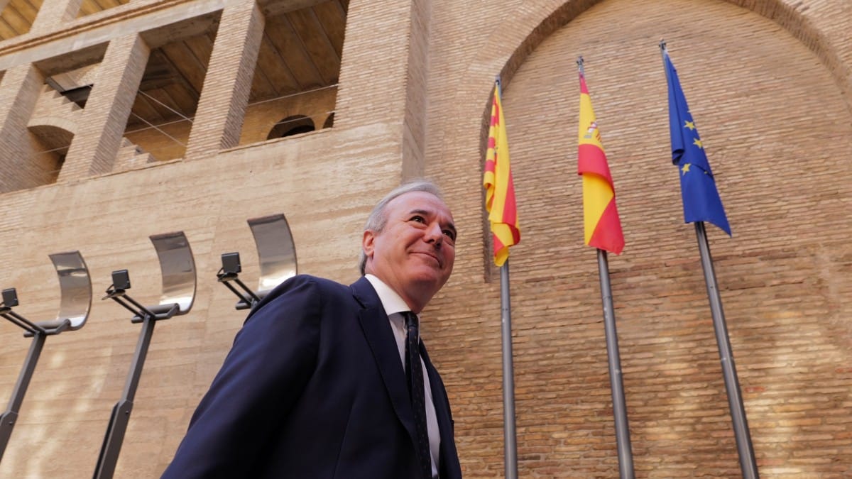 El debate de investidura en Aragón comienza este miércoles con Azcón como previsible presidente