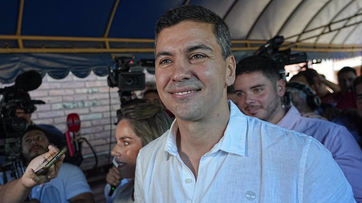 Santiago Peña jura como presidente de Paraguay apelando a una política de consensos y acuerdos