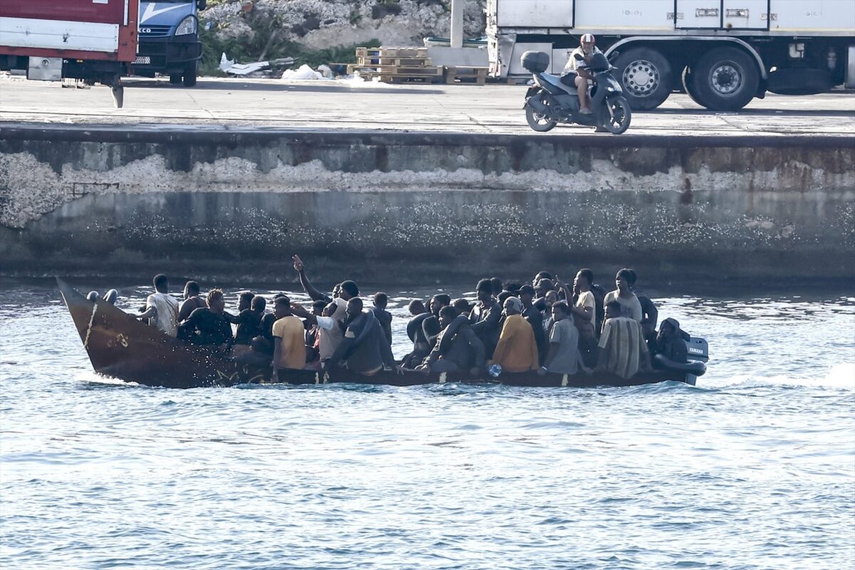 Italia declara la «guerra total» al tráfico de personas