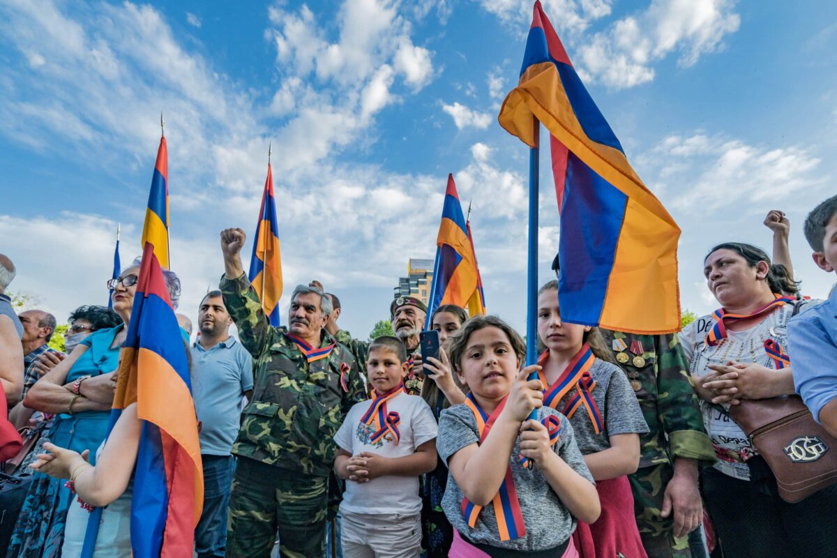 Más de 1.500 desplazados desde Nagorno Karabaj han llegado ya a Armenia