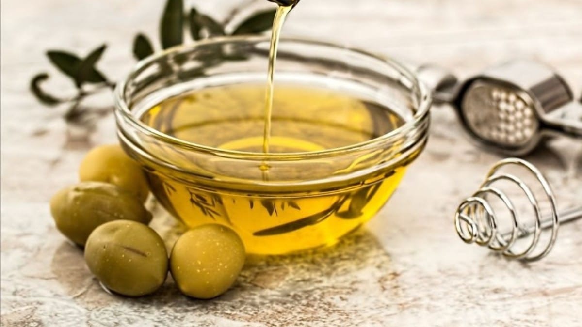 El precio del aceite de oliva encadena más de dos años de subidas interrumpidas y es casi un 40% más caro que hace un año