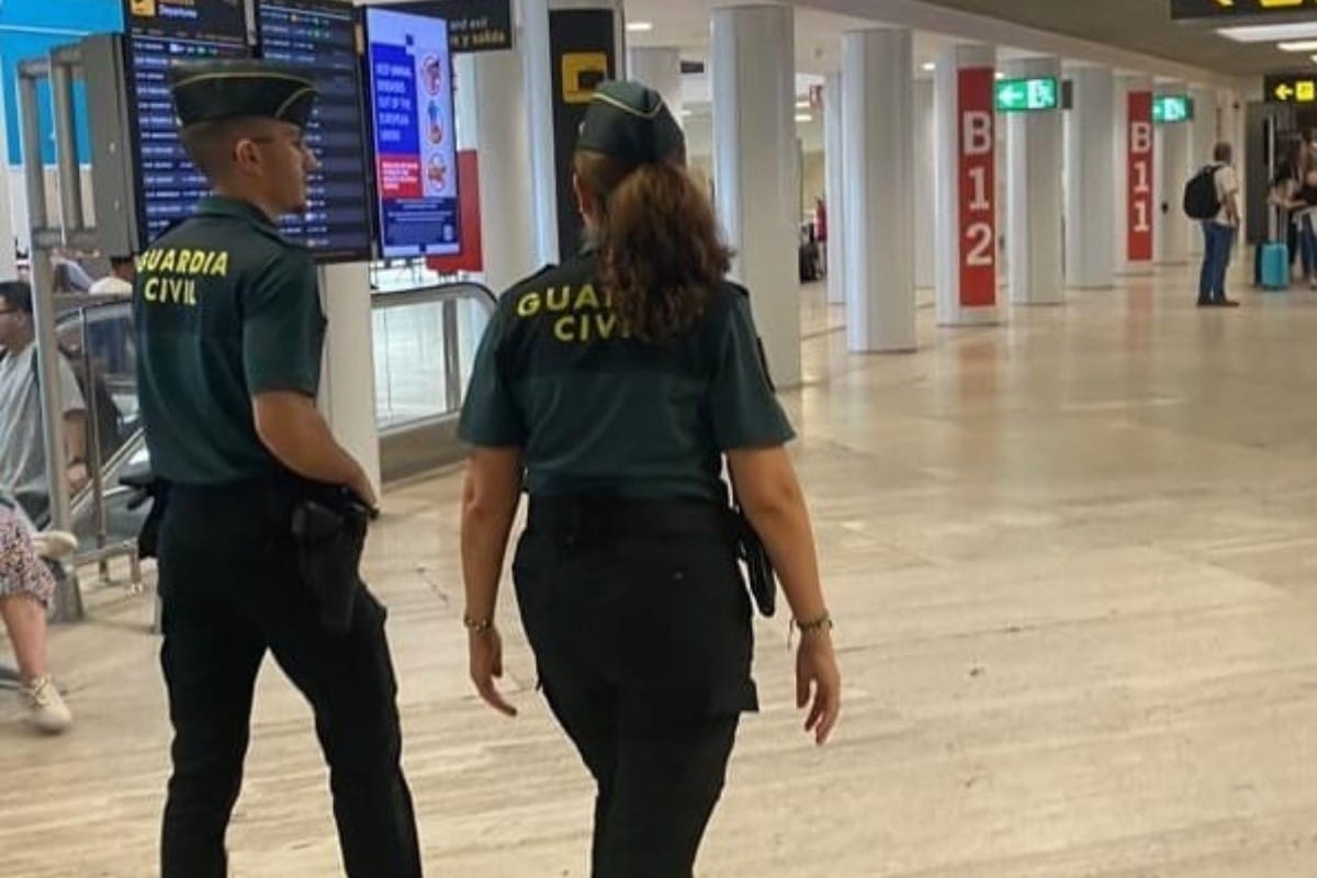Detenido un marroquí en el Aeropuerto de Sevilla por realizar tocamientos a una joven portuguesa