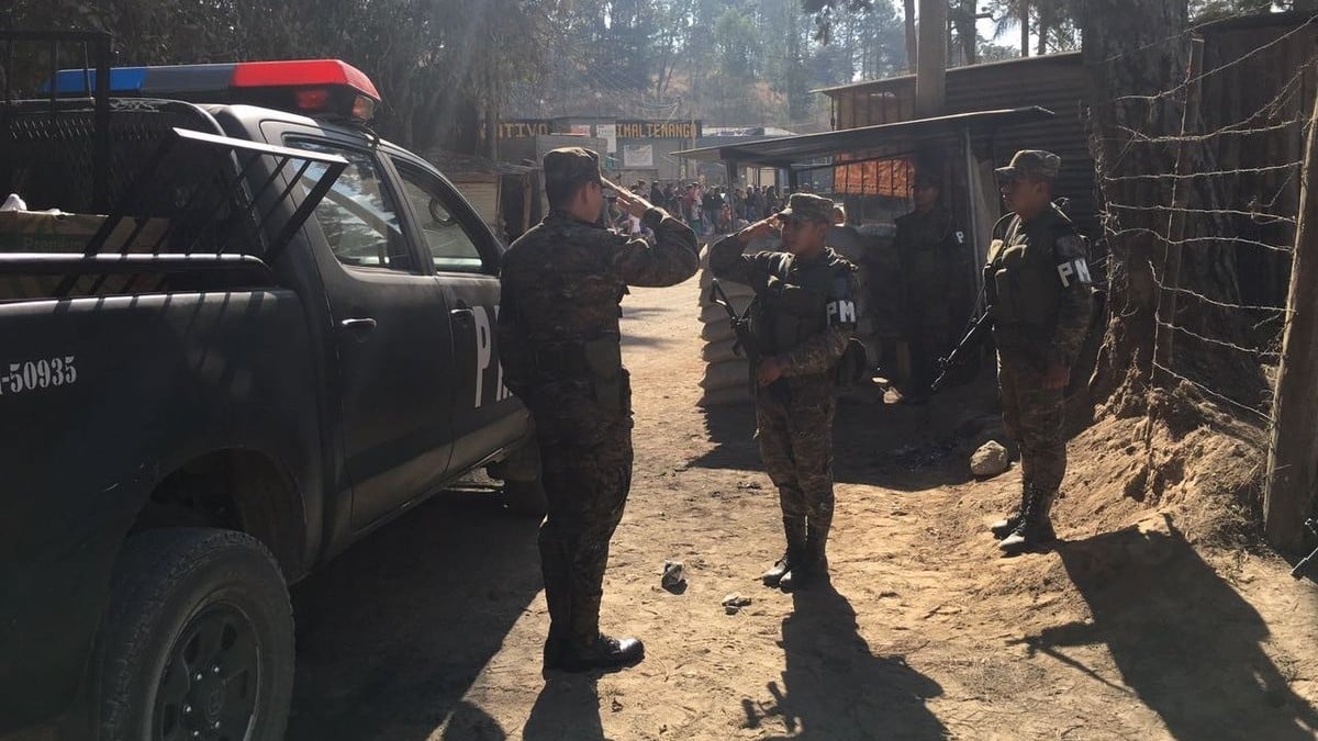 Guatemala moviliza a 3.000 policías y militares a la frontera con México para hacer frente al Cártel de Sinaloa