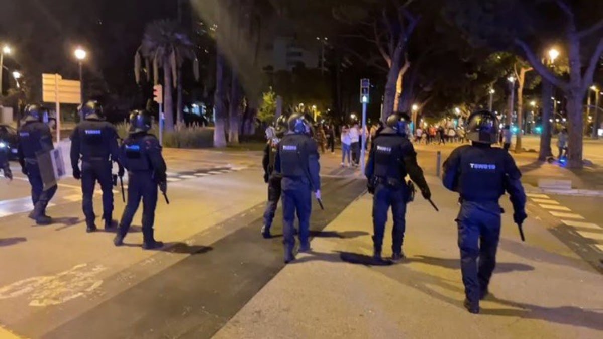 La nueva normalidad de Barcelona: 16 detenidos en una «noche tranquila»