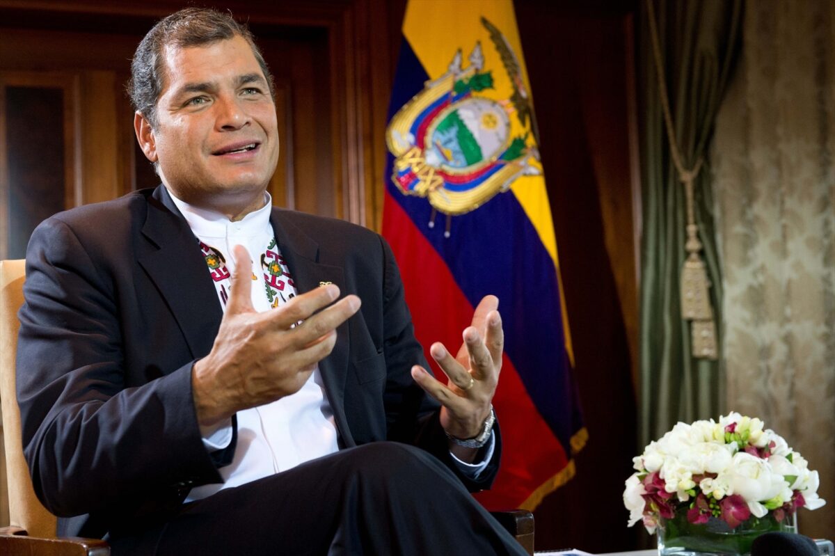 Rafael Correa lamenta la derrota electoral de Luisa González en las presidenciales de Ecuador