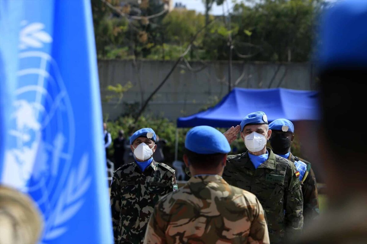 Un militar nepalí de UNIFIL resulta herido por el impacto de un proyectil en el Líbano